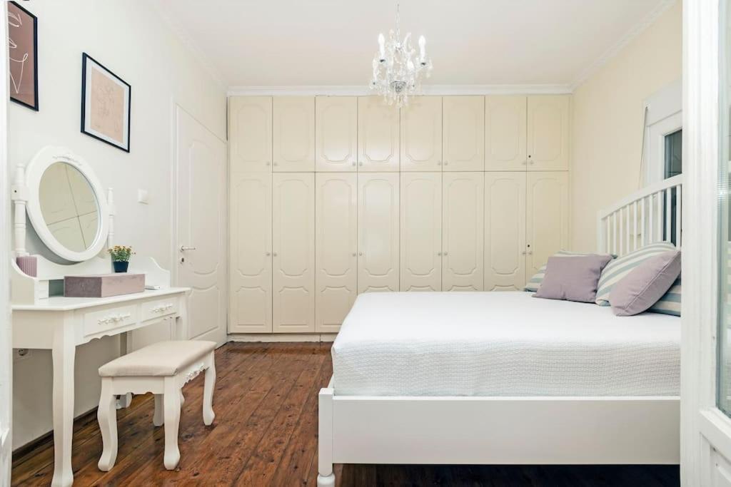 Diana's Centrally Located Apt@ Old Town Of Corfu